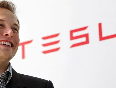 Υπέρ της επένδυσης της Tesla στην Ελλάδα ο «Δημόκριτος»